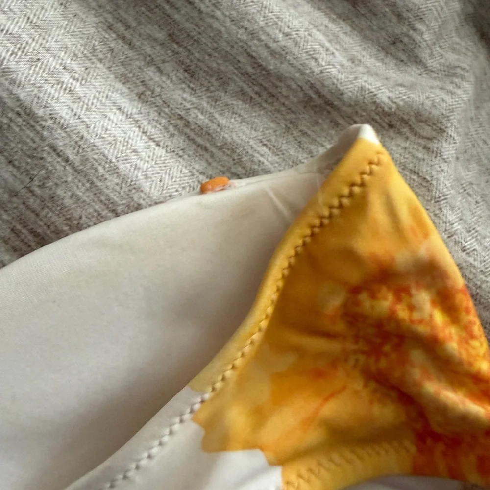 VS Floral Orange and White Strapless Bikini Top - Picture 7 of 8